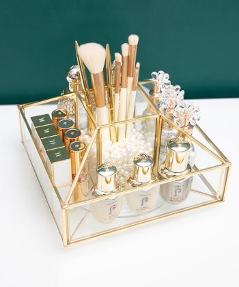 Light Luxury & High-End Glass Cosmetic Storage Box – Rotating Dressing Table Top Skincare & Brush Organizer with Large Capacity